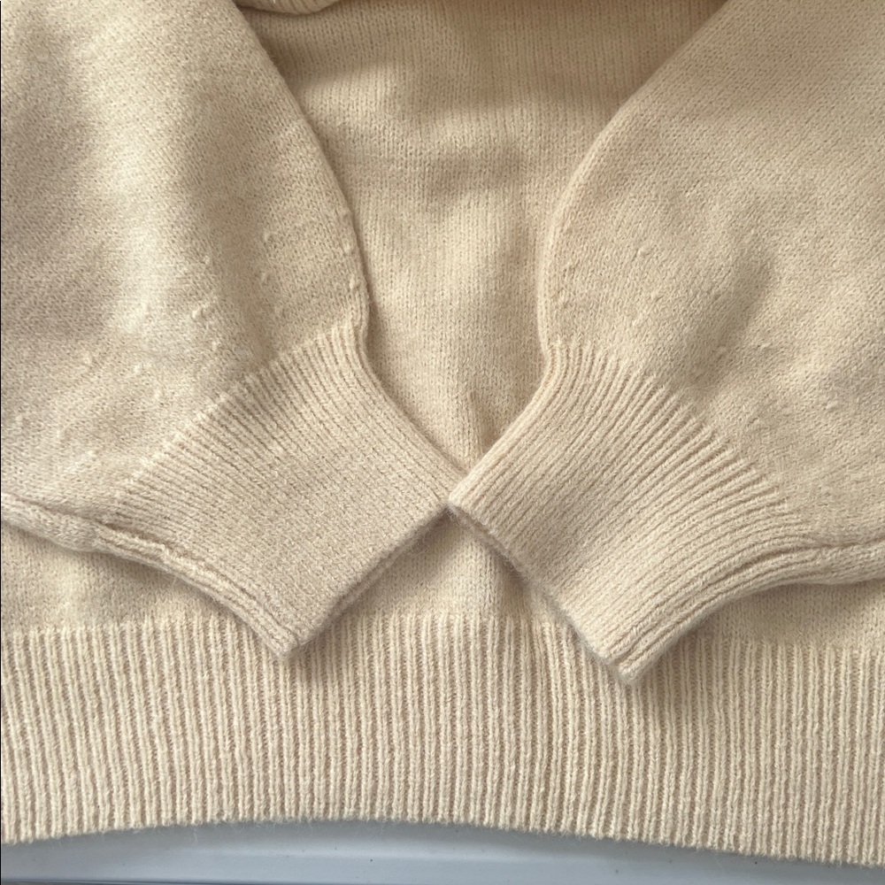 Nekane NKN Loto 3D Flower Off Shoulder Sweater Ivory Small Medium NWT - Picture 12 of 13